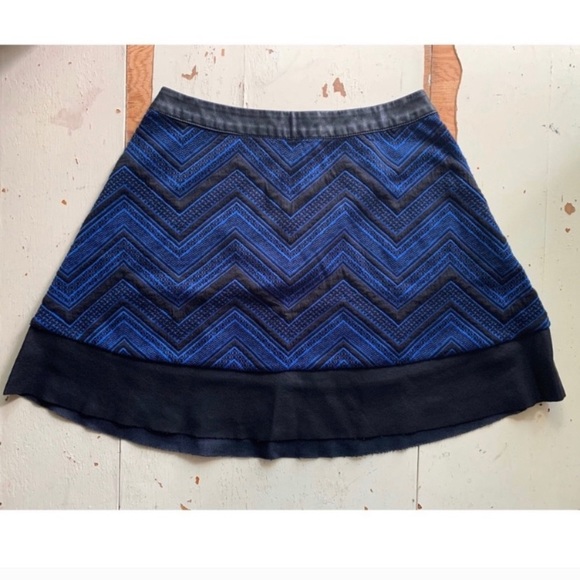 Candie’s : faux leather zig zag circle skirt - Picture 2 of 7